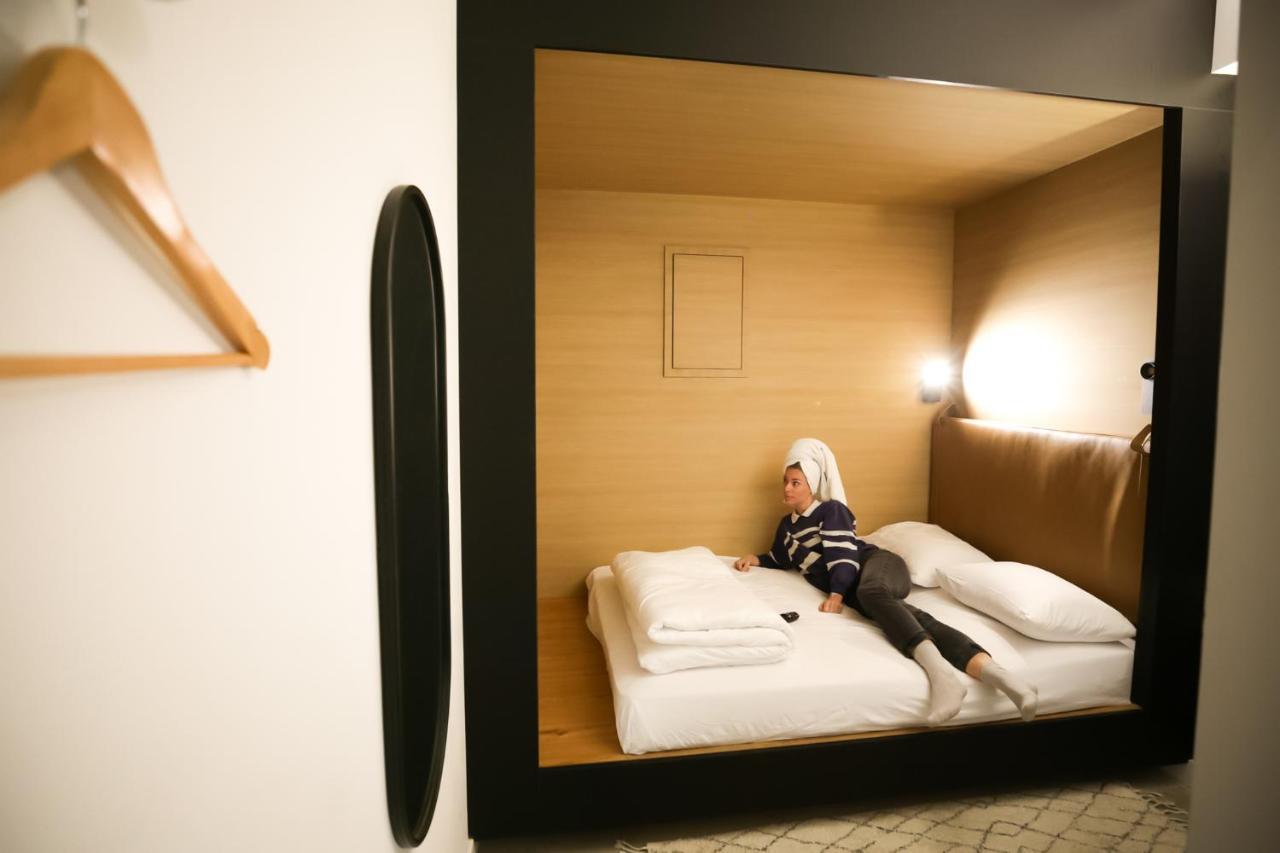 Isla Tel Aviv Hostel Екстериор снимка