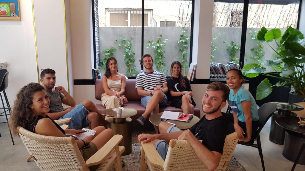 Isla Tel Aviv Hostel Екстериор снимка